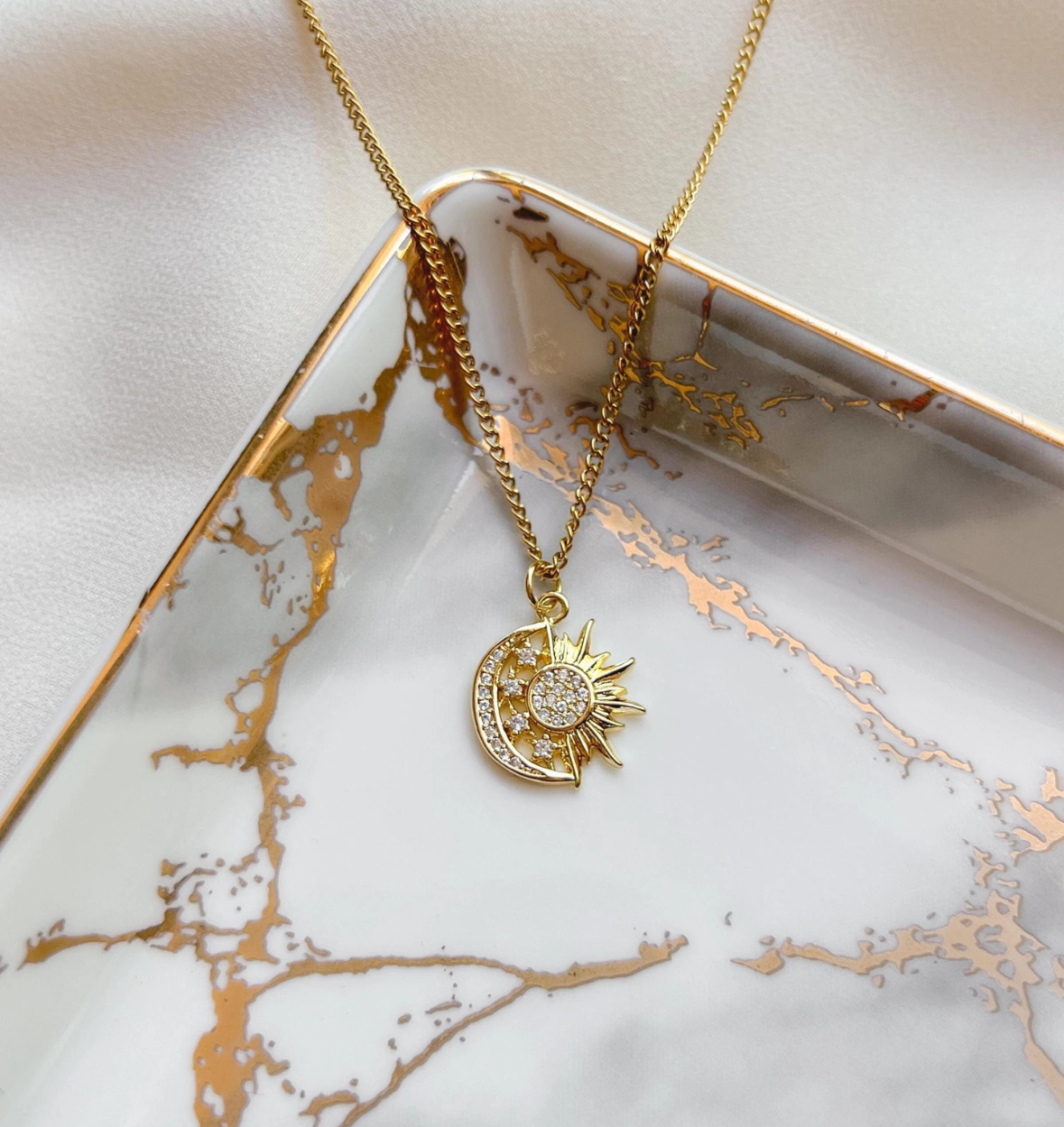 SoleLuna™️- Collana con ciondolo SoleLuna